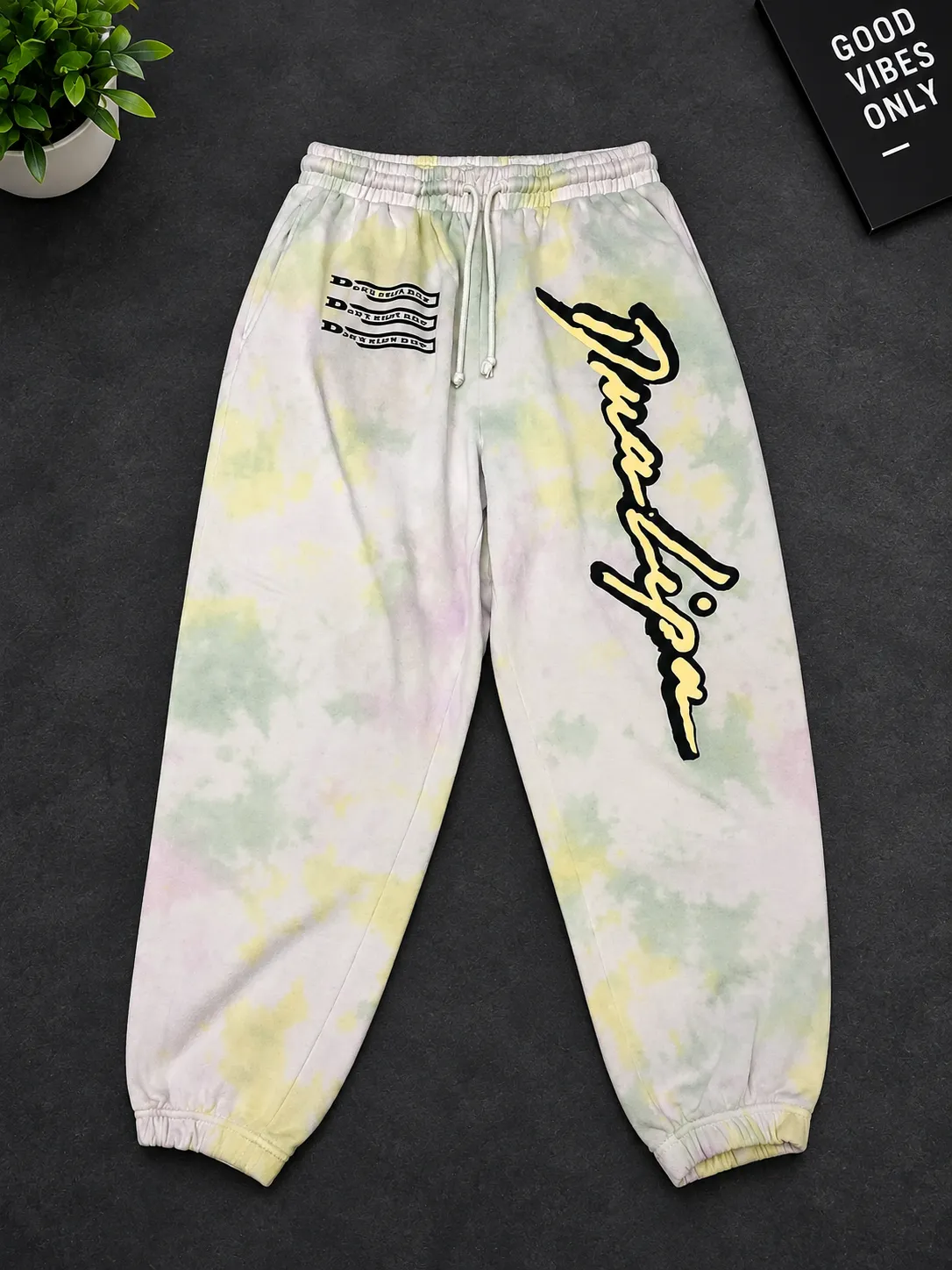 Pantalon Jogging Tie-Dye Pastel 🤍💛💚 — VELPARO.tn